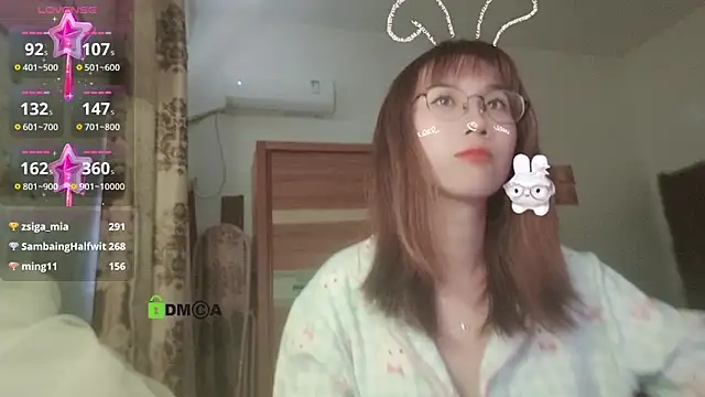 美女Lili_666在线直播