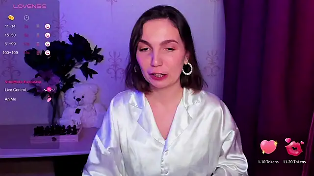 KindHazelHere_ webcam