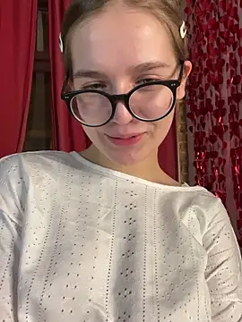 MyKittySayMeow webcam