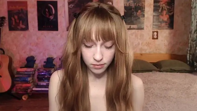 Friendly_Ellie webcam