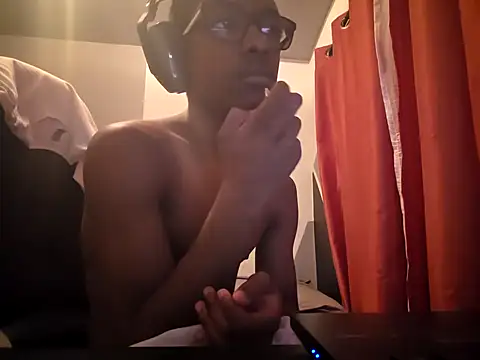 hormoneactivated webcam