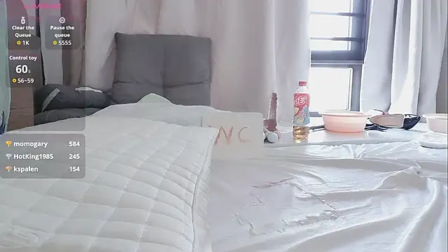 美女Ttaotao16877在线直播