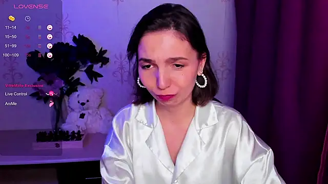 KindHazelHere_ webcam