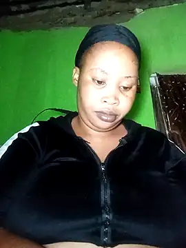 Webcam Model (OCEANSQUITERXXX)  is live.Free join now!