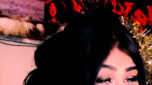 indian_dreamgirl webcam