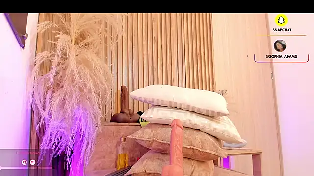sofhiaa_adaams webcam