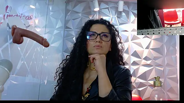 Dakota_Rainbow22 webcam