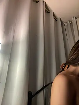 RomanticPearlTS webcam