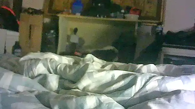 ON3YOULLN3VER_FIR3 webcam