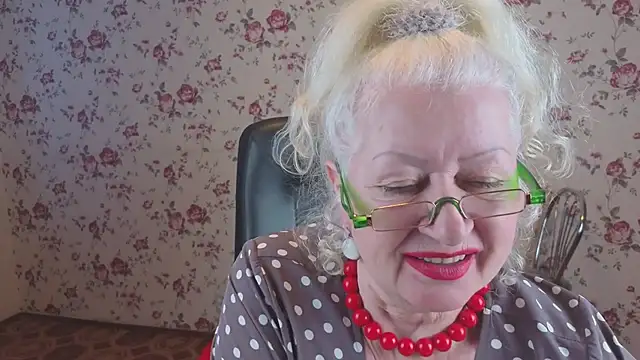 Maya_Mayflower webcam