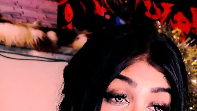 indian_dreamgirl webcam