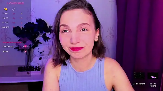 KindHazelHere_ webcam