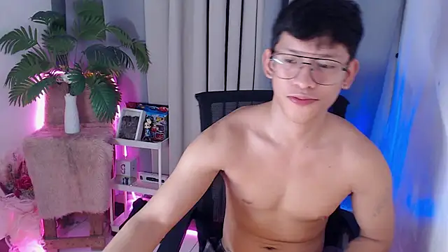 pinkcock_froi2305 webcam