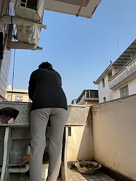 美女daaqnn在线直播