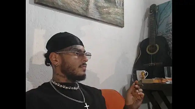 liyamjunior - Liyamjunior's free webcam - UK Sex Cams