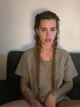 EmiliaCatalina webcam