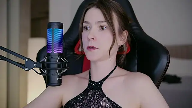 WowHelloAlice webcam