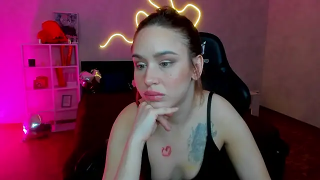 tina_x_tina webcam