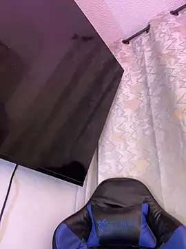 Samantha_Bernardo webcam