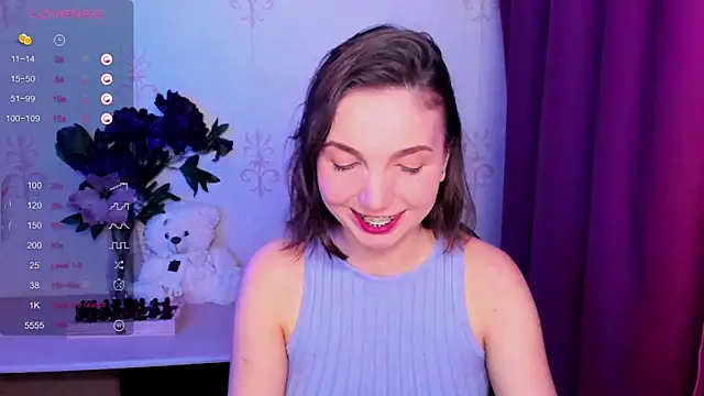 KindHazelHere_ webcam