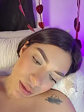 AmaiaSalvatore webcam