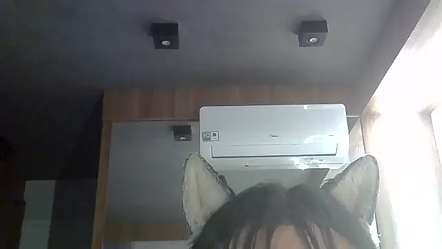 skinnykitten - SkinnyKitten's free webcam