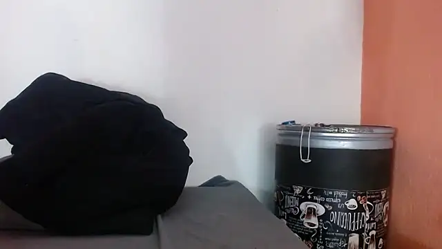 Cristian_white webcam