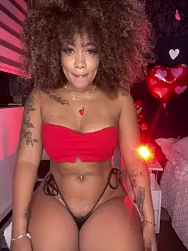 riri_brunnete webcam