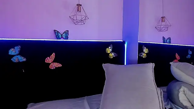 Anastasia_Whitee webcam