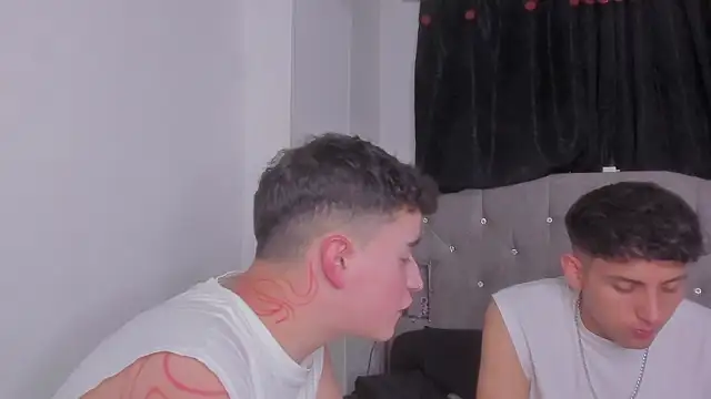 naughtysalomon__ webcam