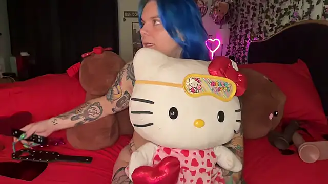 CherryBombBomb webcam