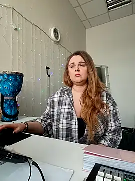 Juicy_PeachLux webcam