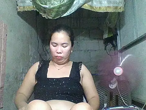 pinaysinglemommm webcam