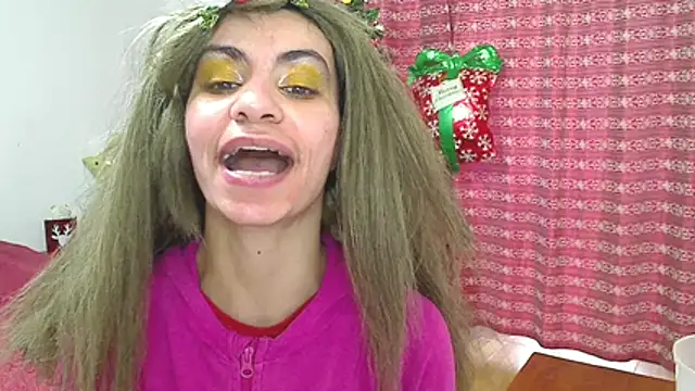 hotSANDRA_STARR webcam