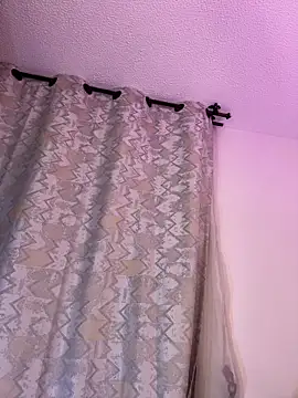 Samantha_Bernard... Live Webcam on Stripchat