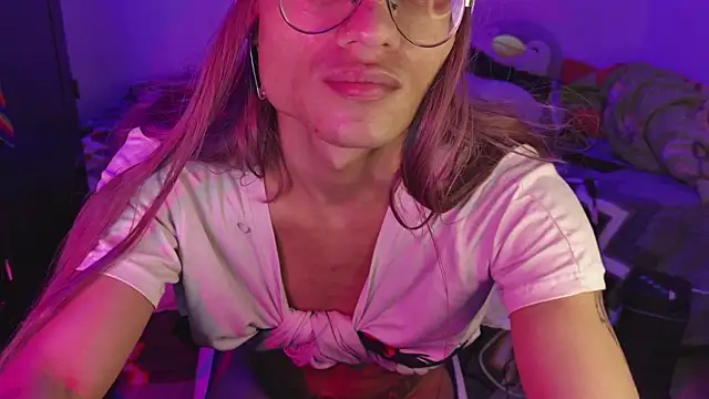 MianCuntyDoll webcam