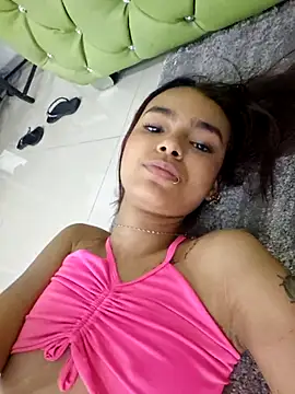 AlexandraMiller webcam