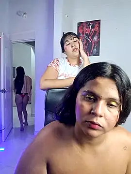 royalgirls_x (Ask my age) - girls have sex on the balcony