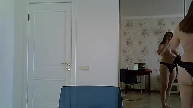 Alexandra-Rosee webcam