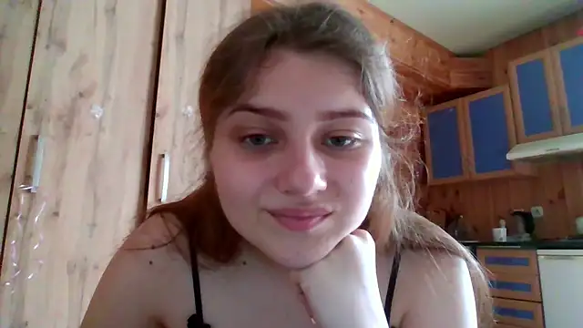 Little_shygirl webcam