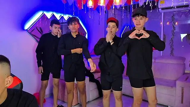 Houseofwarrios webcam