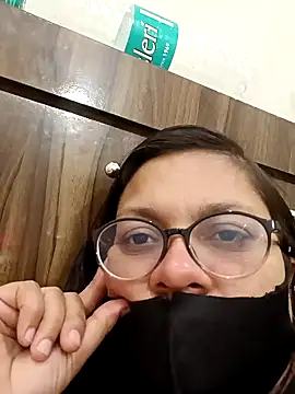 piryasharma005 webcam