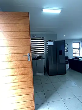 misslola27 - MissLola27's free webcam - UK Sex Cams