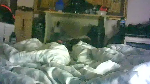 ON3YOULLN3VER_FIR3 webcam