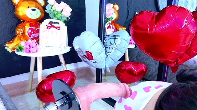 lizzyolsen - LizzyOlsen's free webcam - UK Sex Cams