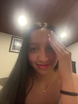 Webcam Model (Eve_Ritz)  is live.Free join now!