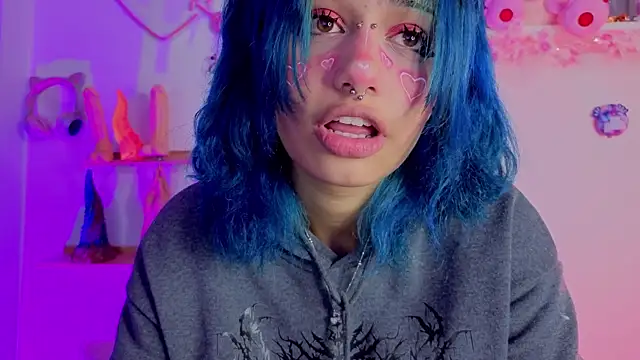 zoelight18 - Zoelight18's free webcam - UK Sex Cams