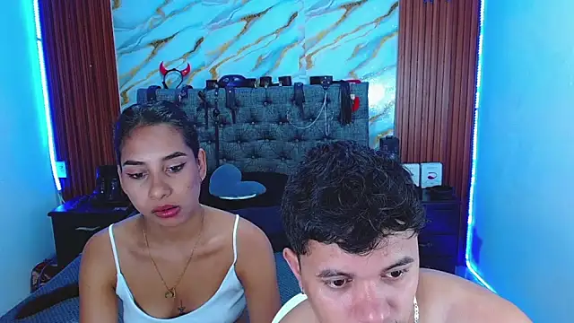 meryandcris - Meryandcris's free webcam - UK Sex Cams