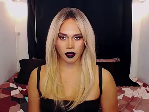 YllanaAltheaXxX webcam