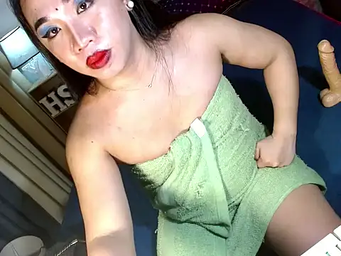 yan2xcumsalotxx webcam